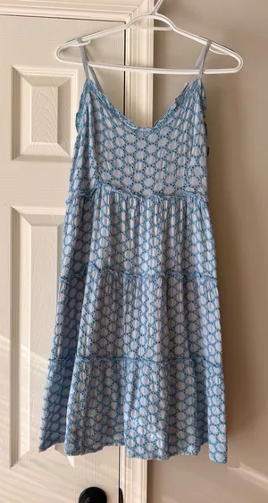 Blue pattern dress Size M thumbnail 1