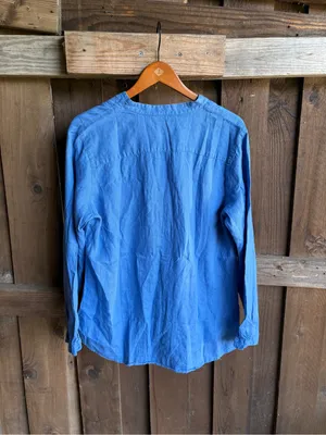 L.L Bean Light Blue Linen Pleated Lagenlook Blouse thumbnail 5