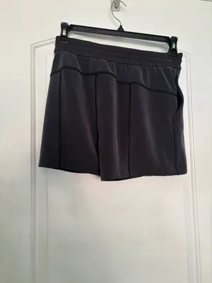 ASOS Dark causal shorts thumbnail 4