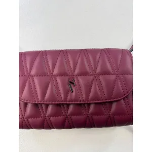 Simply Vera Vera Wang‎ Burgundy Quilted Crossbody Bag Purse Small Flap thumbnail 5