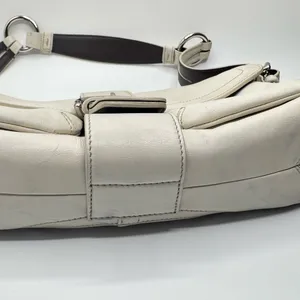Coach vintage3653 Soho Y2k Double Pocket Buckle Flap Cream Leather Shoulder Bag thumbnail 8