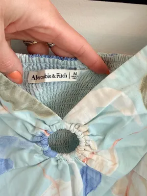Abercrombie & Fitch Pastel Blue Floral Puff-Sleeve Crop Top thumbnail 5