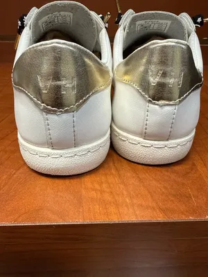 Vintage Havana Black Star Sneakers White Gold Women’s 7.5 Trendy Casual Shoes thumbnail 6