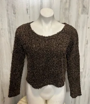 Brown sweater  thumbnail 1