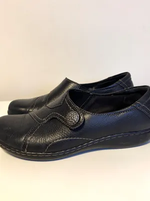 Clarks Ashland Bend Leather Comfort Slip On Loafers Black Womens Shoe Size 7.5 M thumbnail 2