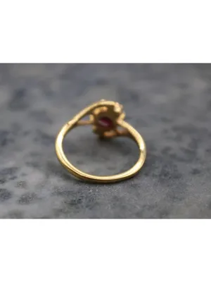 Amethyst Gemstone and Clear Rhinestones Ring Gold Tone Size 7.5 Elegant Dainty thumbnail 3