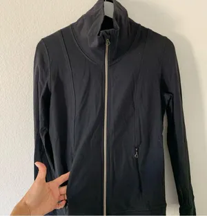 Lululemon Jacket thumbnail 5