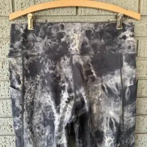 ZYIA Active Gray Womens High-Waisted Cropped TieDye Print Leggings 14 16 Pilates thumbnail 5