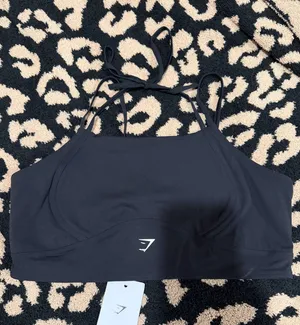 Gymshark Top Crop thumbnail 1