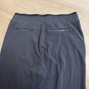 Athleta Black Venice Pintuck Pant thumbnail 9