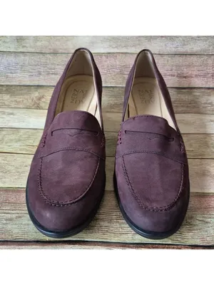 Naturalizer Dinah Burgundy Suede Leather Mid Heal Penny Loafer Pump Size 8M thumbnail 3