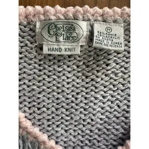 Vintage Hand Knit Sweater Short Sleeve Blue Pink VNeck Chelsea Place Size Medium thumbnail 3