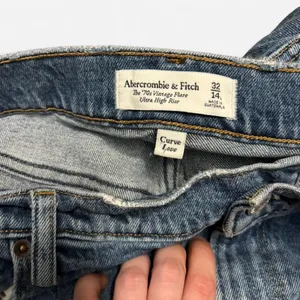 abercrombie & fitch barrel leg jeans‎ thumbnail 2