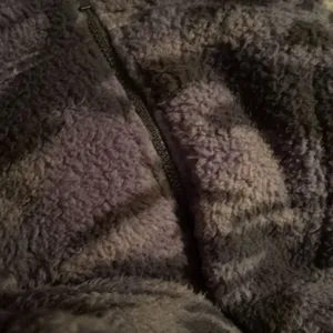 Zenana camo Vest Hooded Hoodie Soft Fuzzy Faux Sherpa Fleece size Small (4488) thumbnail 7