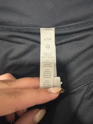 Speed Up Mid-Rise 4" Lululemon Shorts thumbnail 4