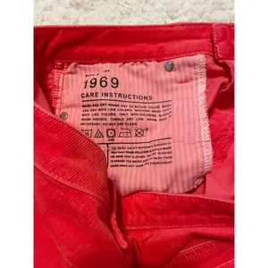 Gap Bright Corduroy Shorts Size 31 thumbnail 3