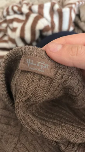 Brandy Melville Zoe Cable Knit Cardigan Brown thumbnail 5