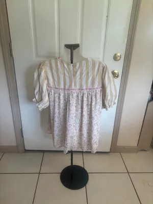 NWT Large Entro Boho cream/pink floral/stripe design short puff sleeve top. thumbnail 3
