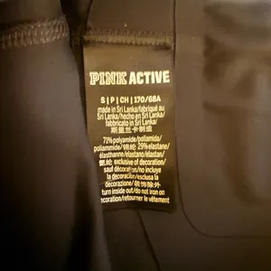 NWT - PINK Active Leggings thumbnail 3
