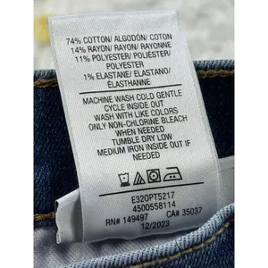 Joe's Jeans‎ The Callie Bootcut Optimist Medium Wash Cropped Jeans Size 24 thumbnail 9