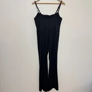Quince Ultra-Form Kick Flare Jumpsuit Size Large black thumbnail 6