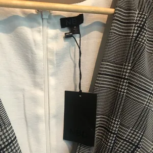 NWT NBD x‎ Revolve Plaid Jennifer Mini Dress M thumbnail 4