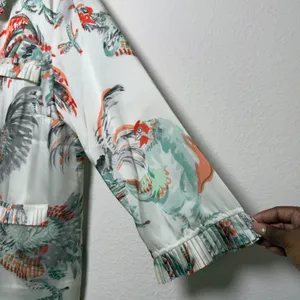 J. Crew Collection‎ Women Rooster Top M White Pleated Button Front Top Novelty thumbnail 6
