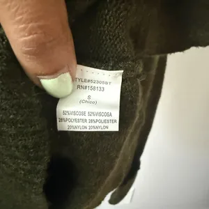 Pink‎ Clover sz S Green Crew Long Sleeve Sweater Preppy Casual Minimalist NWOT thumbnail 5