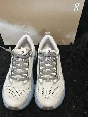 ON CLOUDSURFER glacier dust athletic training running shoes sneakers Sz 7.5 new thumbnail 2