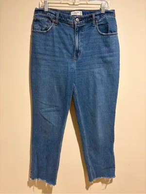 Abercrombie & Fitch Curve Love 90s Straight Ultra High Rise Jeans 32/14S SHORT thumbnail 6