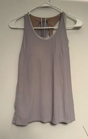 Lululemon‎ Womens 2-in-1 Built-In Bra Tank Top Lavender Grey Size 2 LW1BT3S thumbnail 1