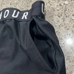 Under Armour shorts thumbnail 5