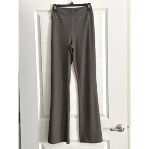 Old Navy Gray Brown Super-Flare Powersoft Ribbed Xtra High-Rise Leggings Sm Tall thumbnail 4