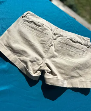 American Eagle Midi Stretch Khaki Shorts thumbnail 3