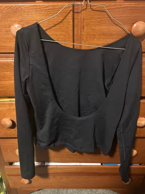 Aerie offline top thumbnail 2