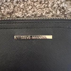 Black Steve Madden crossbody bag with silver accents thumbnail 2