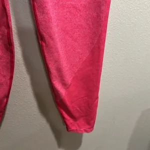 Pink Victoria’s Secret size large seamless leggings thumbnail 6
