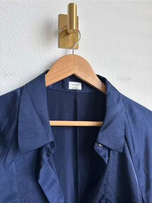 Wilfred by Aritzia Satin Button Down Blouse Navy Blue Women's Medium NWT thumbnail 3