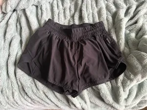 Lululemon Shorts Hotty Hot size 6 4” black thumbnail 3