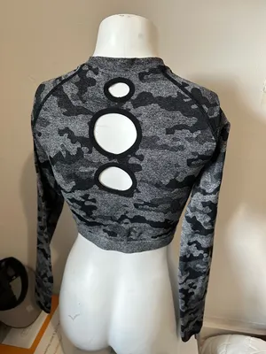 Gray Camo Long Sleeve Crop Top with Back Cutouts thumbnail 3