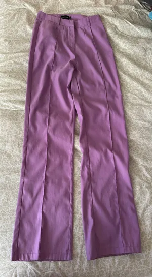 Pretty Little Thing s Purple High Waisted Straight Leg Trousers thumbnail 8