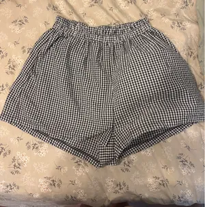 Dress Up Gingham Shorts thumbnail 2
