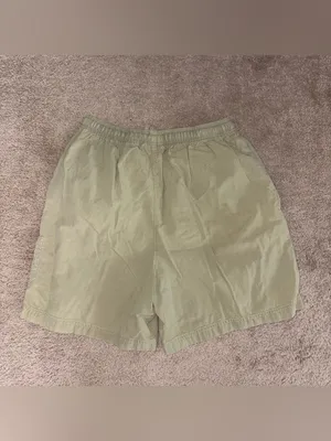 Dress Barn Women's Cargo Shorts in Light Green Size: L thumbnail 2