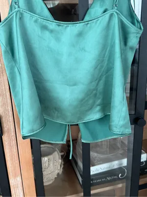 Zara tie front bows satin-finish emerald tank top vneck going out thumbnail 9