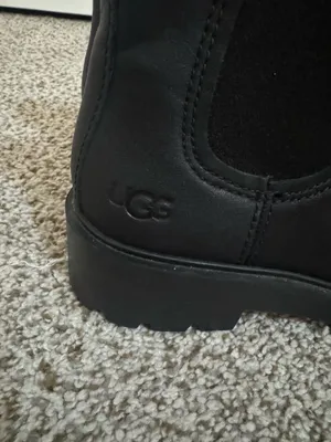 EUC UGG women’s black leather Markstrum booties thumbnail 5
