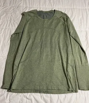 Lululemon thumbnail 1