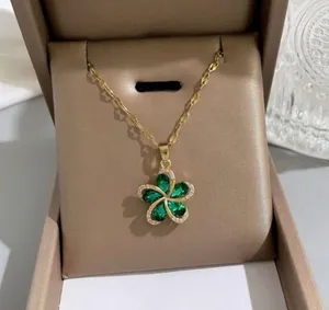 18K Gold Plated Crystal Flower Pendant Necklace for Women,Flower Necklace thumbnail 2