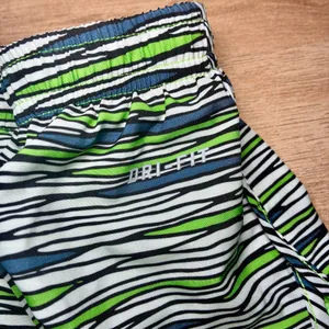 Nike Women's Dri-Fit Modern Embossed Tempo Running Shorts - Size S thumbnail 5