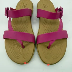 Crocs Tulum Toe Post Sandal Flip Flop Fuchsia Pink Tan Women 6 Buckle Straps thumbnail 2