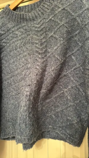 Abercrombie Cable Knit Sweater M thumbnail 3